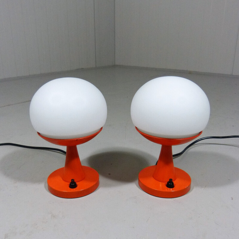 Paar Raumfahrt-Tischlampen aus weißem Glas, 1960er Jahre