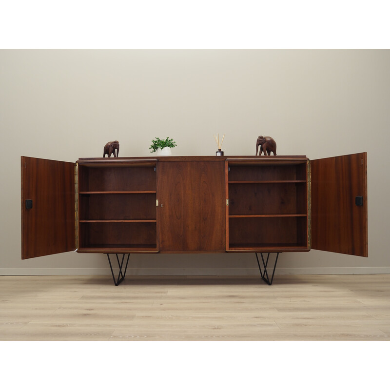 Vintage dänisches Nussbaum und Metall Highboard, Dänemark 1960er Jahre