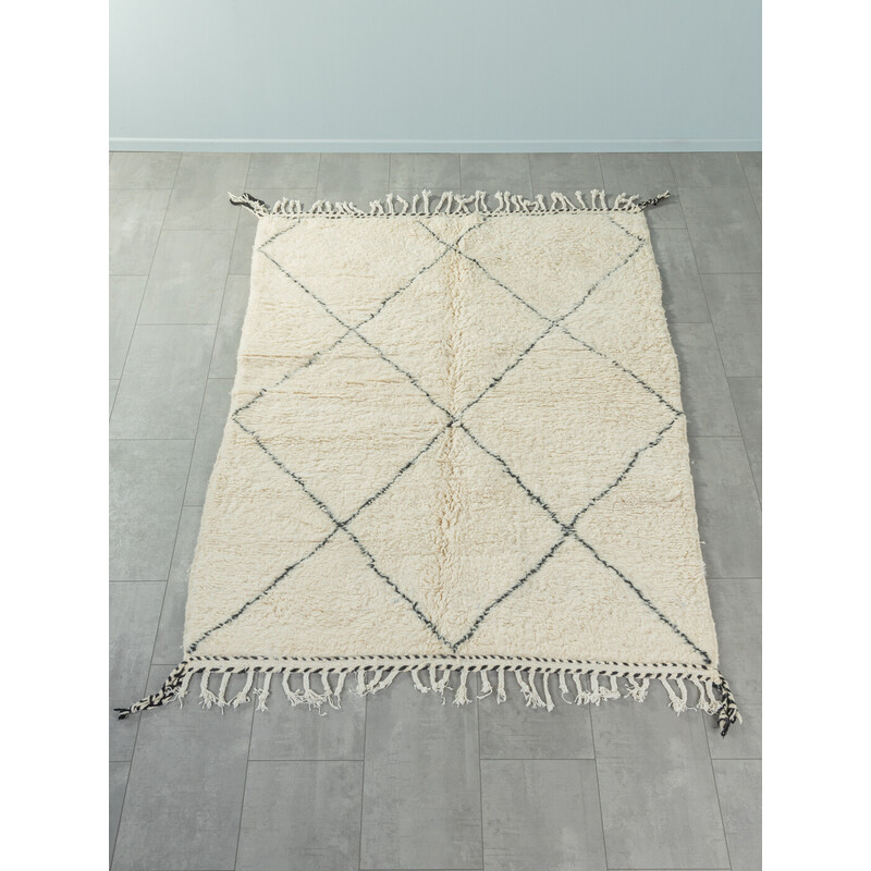 Vintage Midi Beni IV wool berber rug, Morocco