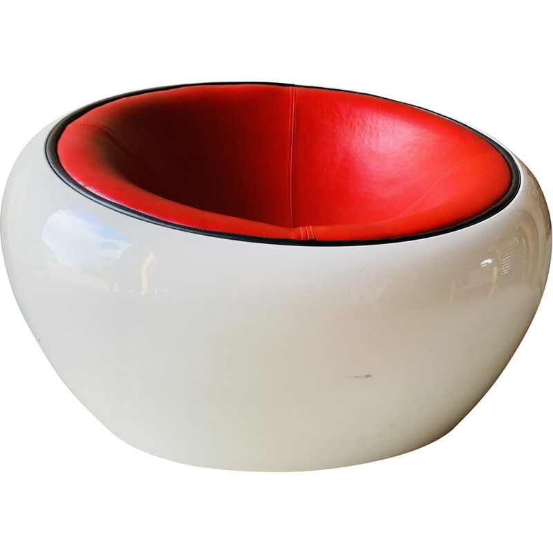 Vintage red leatherette eye pod ball armchair, 1960