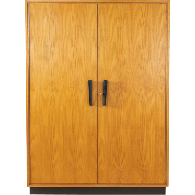 Armario vintage de chapa de madera de fresno con dos puertas de armario, Alemania años 60
