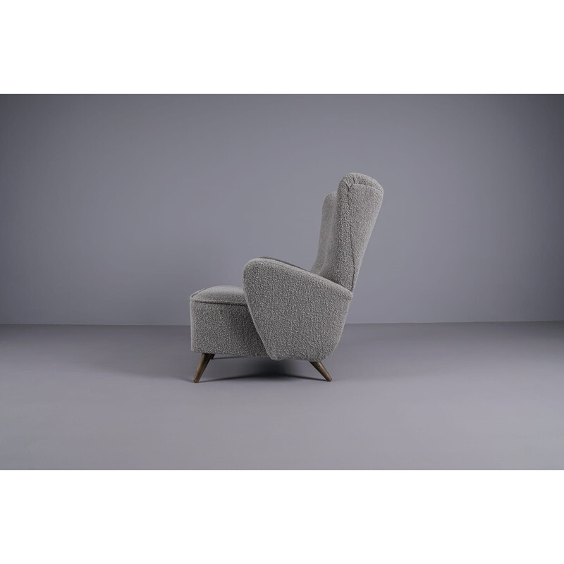 Coppia di poltrone wingback vintage in tessuto boucle grigio, anni '50