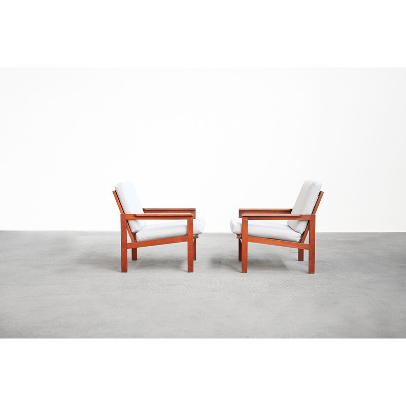 Pair of vintage armchairs by Illum Walkelsø for Niels Eilersen, 1960s