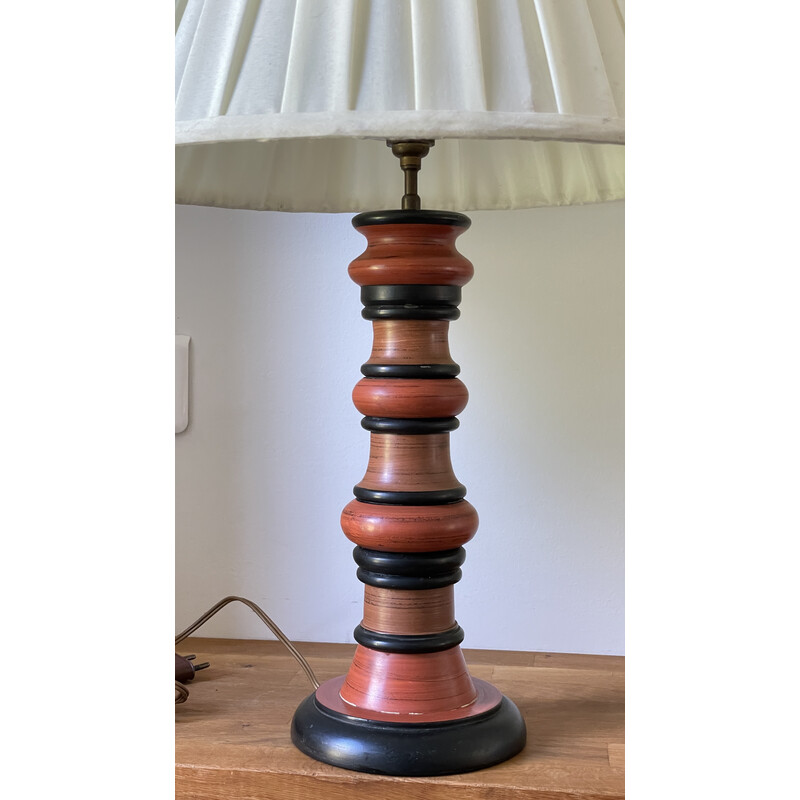 Vintage gedraaide houten lamp