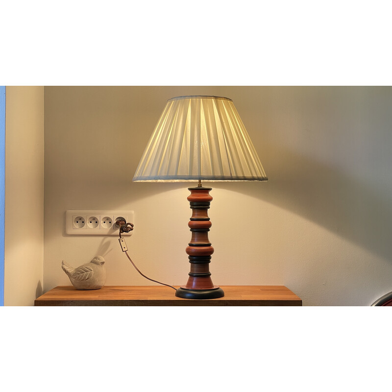 Vintage lamp in turned wood