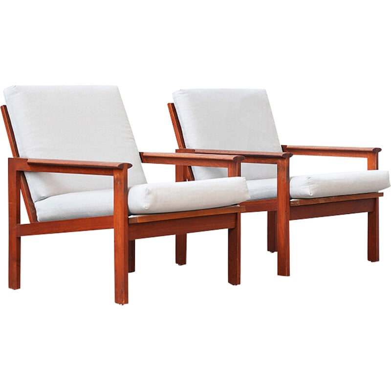 Pair of vintage armchairs by Illum Walkelsø for Niels Eilersen, 1960s