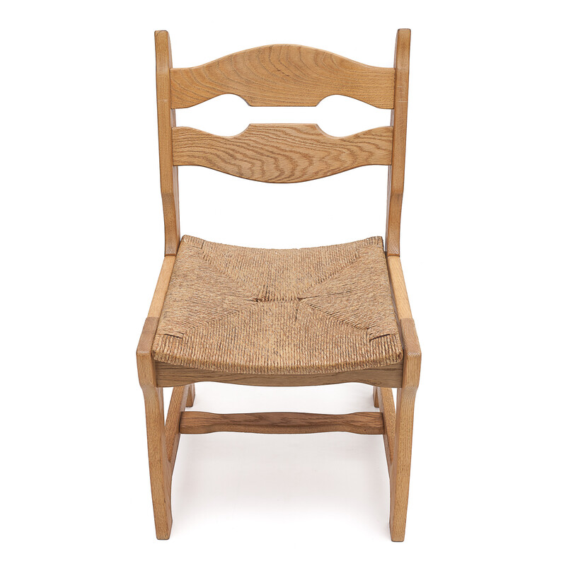 Pareja de sillas vintage de madera maciza y paja de Guillerme y Chambron, 1950