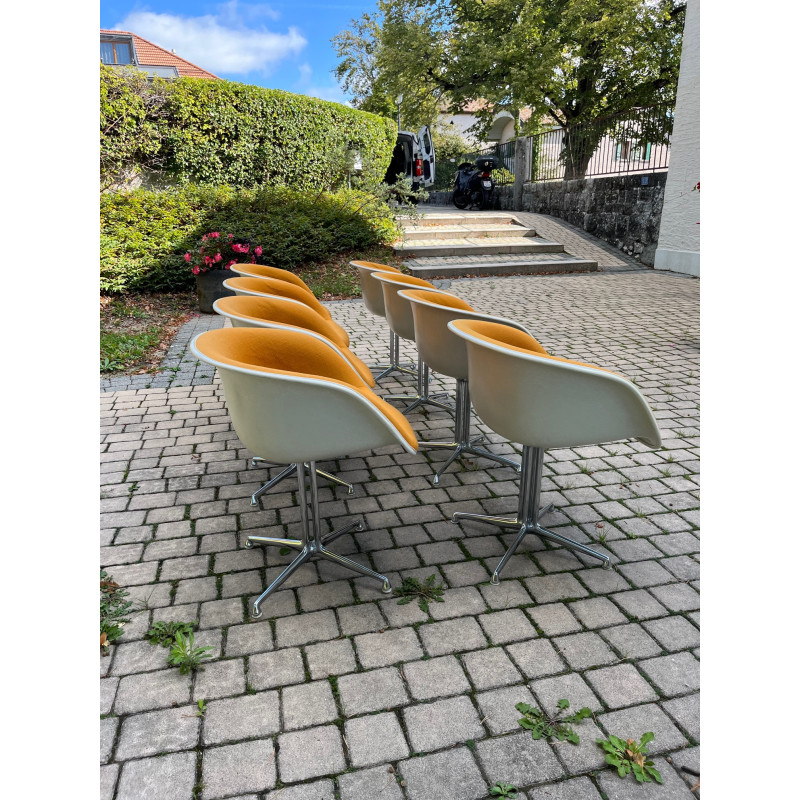 Set of 8 vintage La Fonda armchairs by Charles and Ray Eames for Herman Miller, 1970