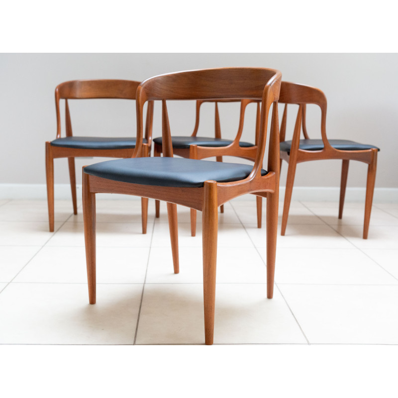 Set of 4 vintage teak dining chairs by Johannes Andersen for Uldum, 1955-1965