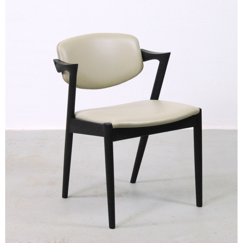 bungeejumpen inhalen krassen Set van 8 vintage eiken stoelen met bekleding van Kai Kristiansen