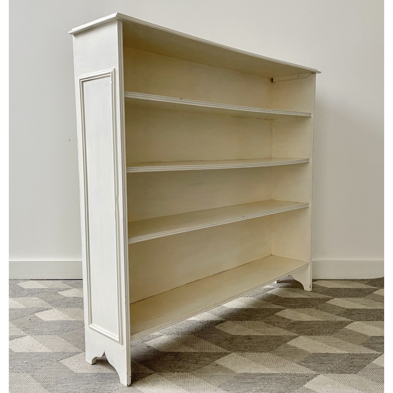 Bibliothèque vintage en bois blanc avec 4 étagères