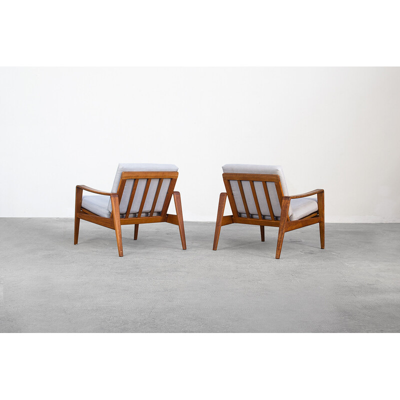 Pair of vintage lounge chairs by Illum Walkelsø for Niels Eilersen, 1960s