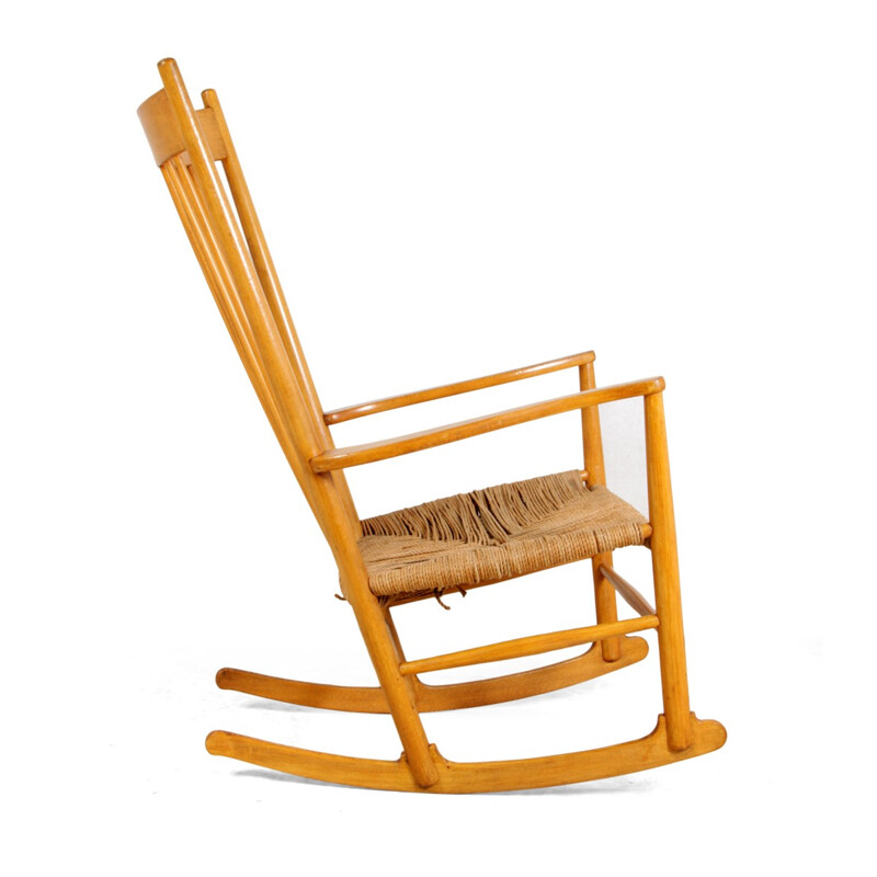 Rocking Chair J16 en hêtre par Hans Wegner - 1970