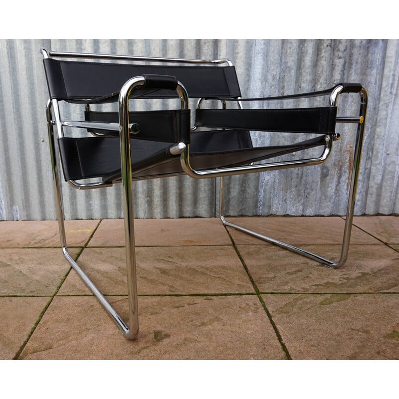 Mid-Century black leather Marcel Breuer "Wassily" chair - 1970s**
