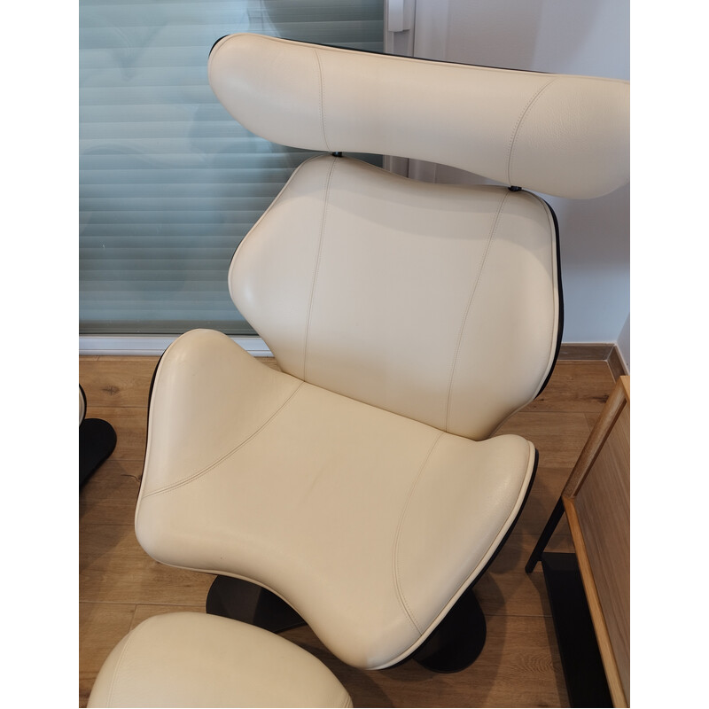 Pair of vintage Tok armchairs in white leather and wood by Toshiyuki Kita