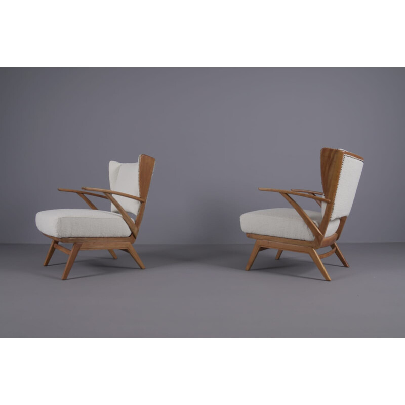 Paar vintage houten en witte boucle fauteuils, jaren 1950