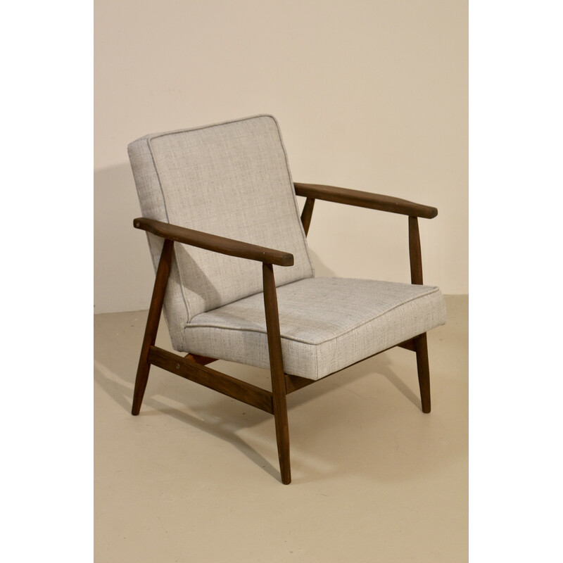 300-190 vintage armchair in mottled fabric and wood by Henryk Lis, 1970