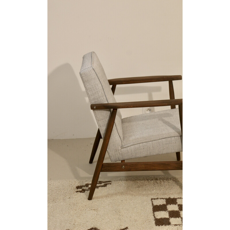 300-190 vintage armchair in mottled fabric and wood by Henryk Lis, 1970