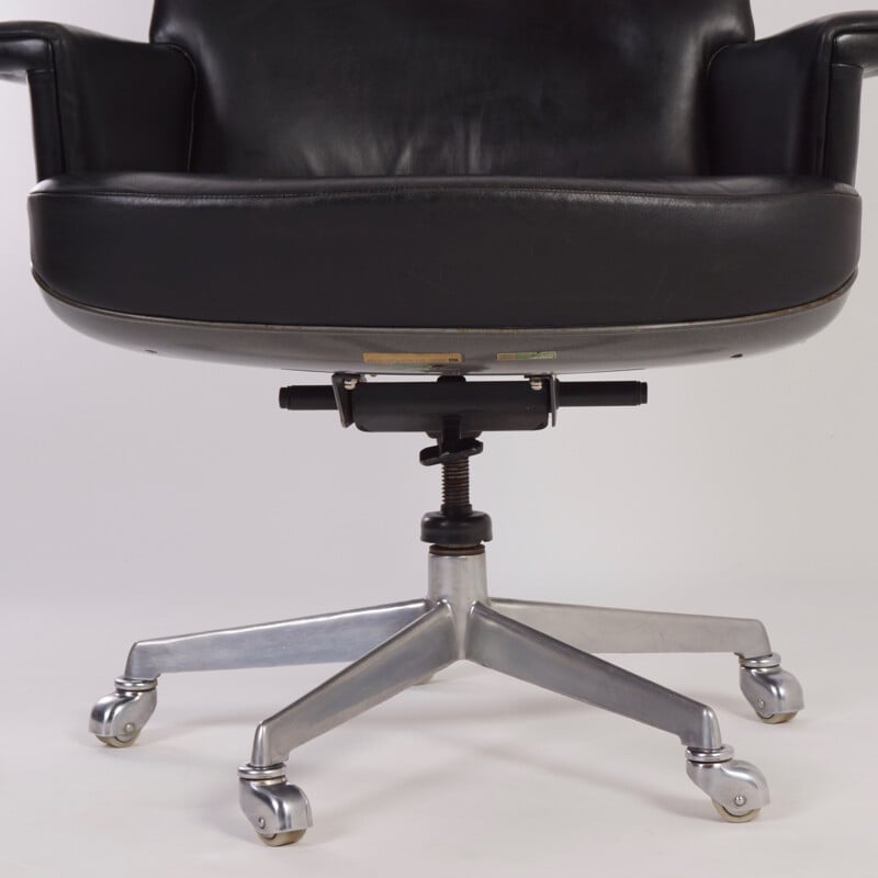 Wilkhahn Executive Office Chair in Black Leather - 1970s