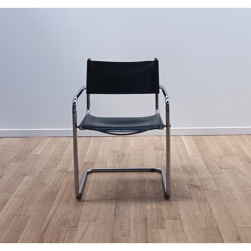 Vintage B34 chair with seating and backrest in thick black leather and chromed aluminum structure by Marcel Breuer