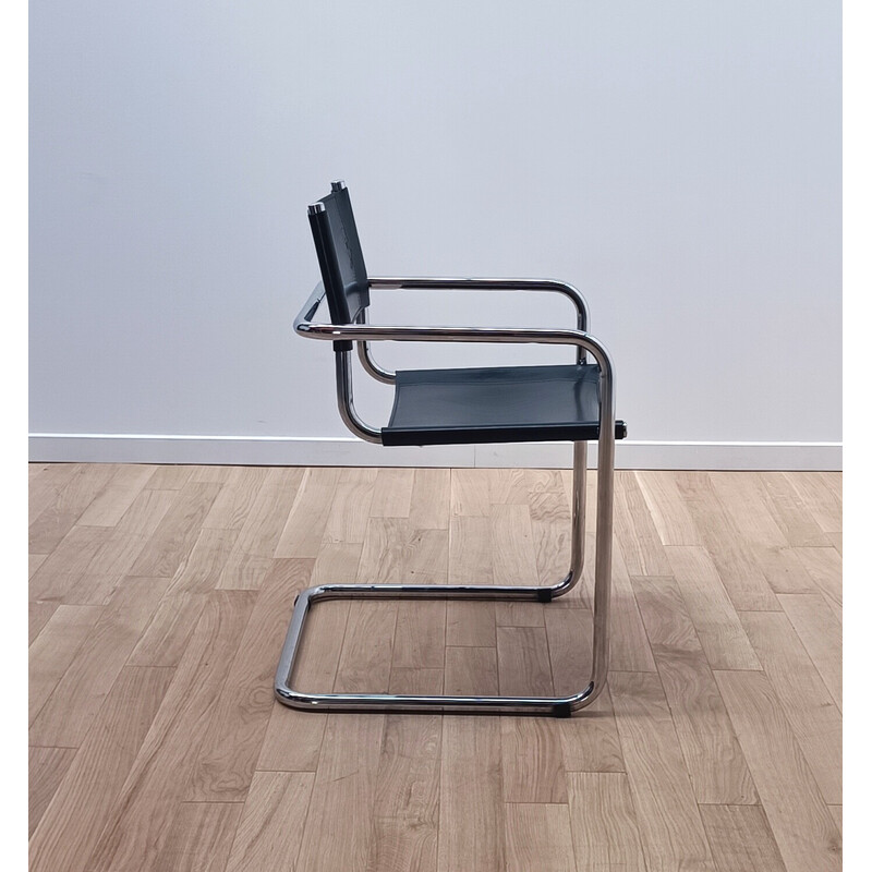 Vintage B34 chair with seating and backrest in thick black leather and chromed aluminum structure by Marcel Breuer