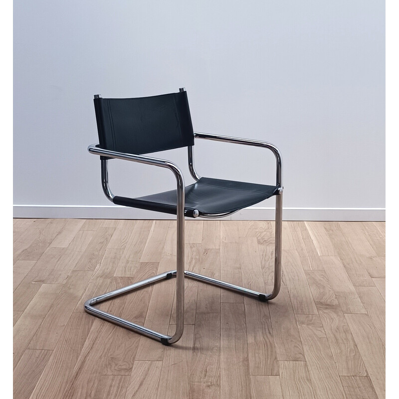 Vintage B34 chair with seating and backrest in thick black leather and chromed aluminum structure by Marcel Breuer