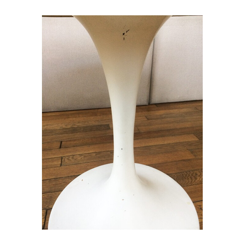 Fiberglass and plastic table with tulip-shaped leg - 1970s