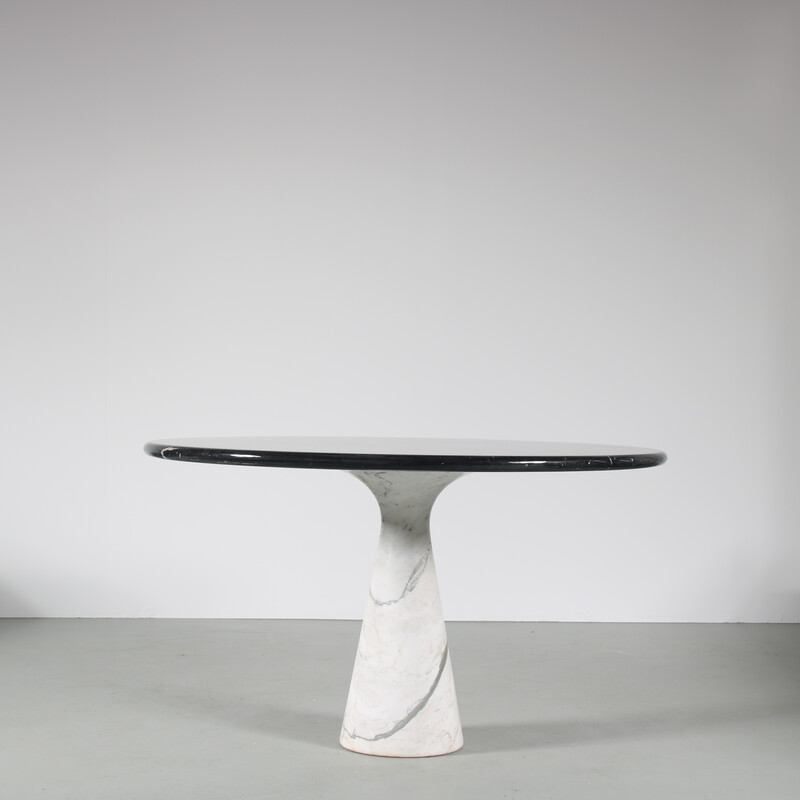 Mesa de jantar Vintage com tampo redondo de mármore preto por Angelo Mangiarotti para Skipper, Itália Anos 60