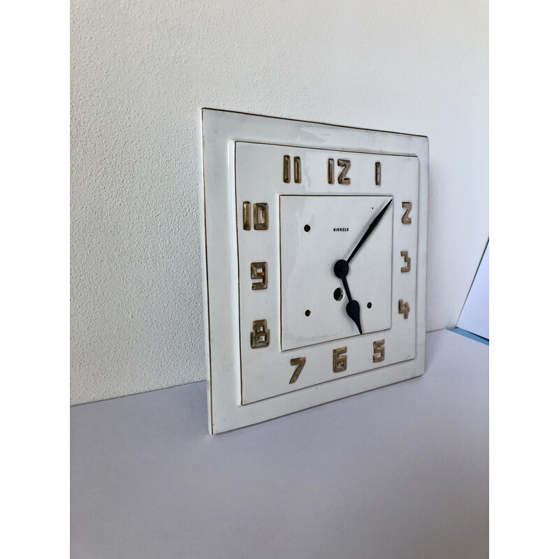 Reloj de pared Art Decó Kienzle con esfera de porcelana y números dorados, Alemania años 20