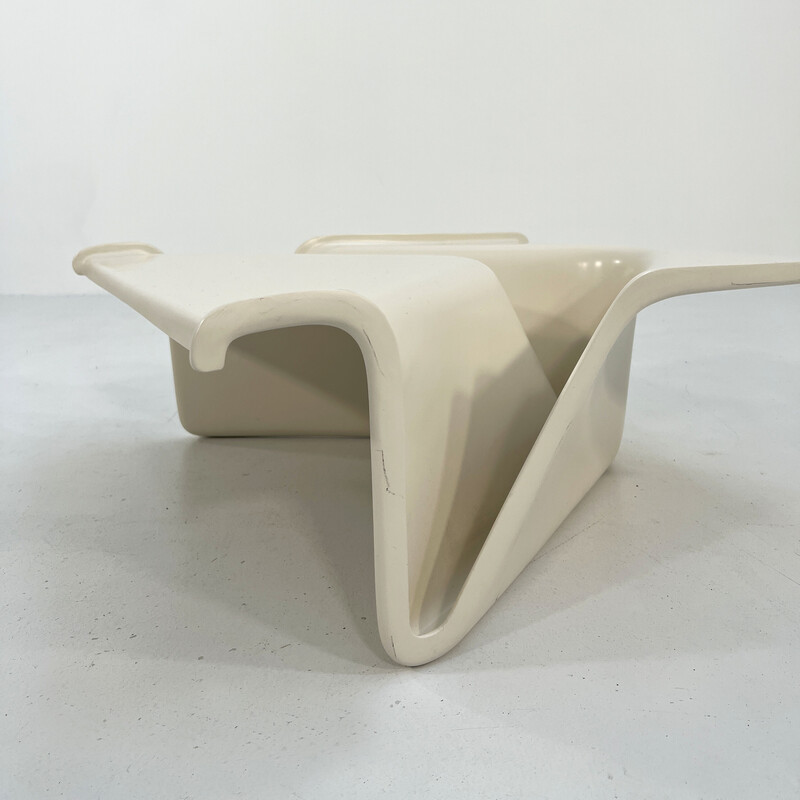 Vintage white Kappa coffee table in fiberglass by Cesare Leonardi and Franca Stagi for Fiarm, 1970s