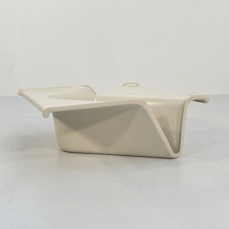 Vintage white Kappa coffee table in fiberglass by Cesare Leonardi and Franca Stagi for Fiarm, 1970s