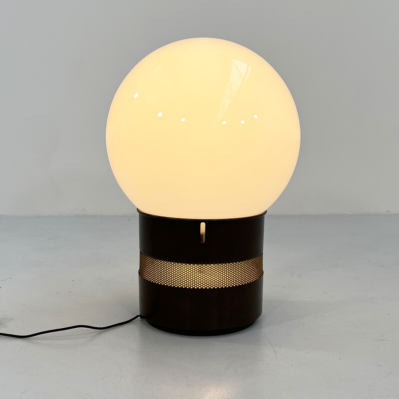 Vintage Mezzoracolo lamp in metaal en glas van Gae Aulenti voor Artemide, 1970.