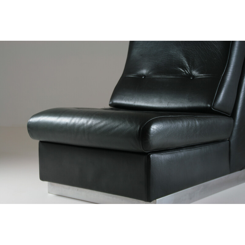 Fauteuil vintage en cuir noir par Jacques Charpentier, France 1970