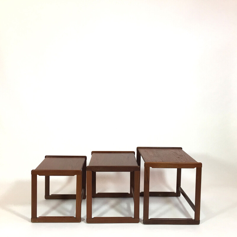 Scandinavian nesting tables in teak - 1960