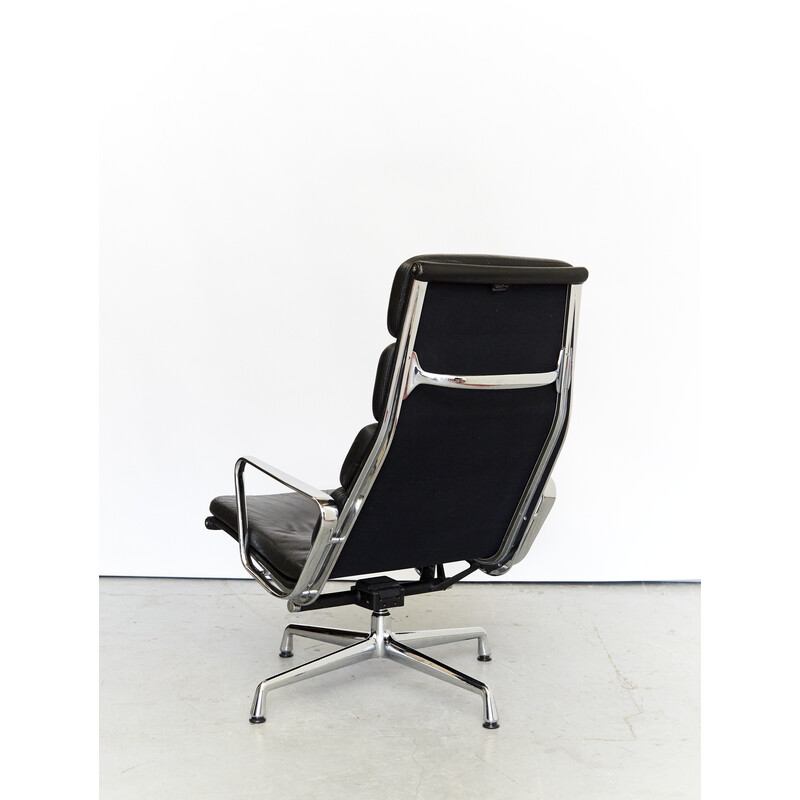 Vintage Ea 222 Softpad fauteuil van Charles en Ray Eames voor Vitra