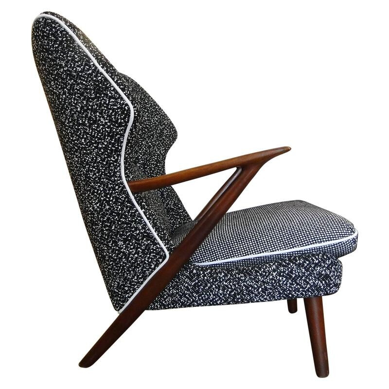 Decorative lounge chair by Danish designer Kurt Olsen for Slagelse Mobelvaerk - 1950s