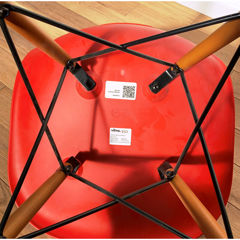 Silla vintage Dsw de Charles y Ray Eames para Vitra