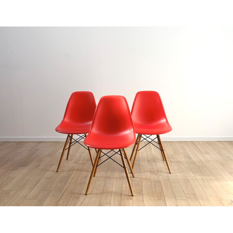 Cadeira Vintage Dsw de Charles e Ray Eames para Vitra