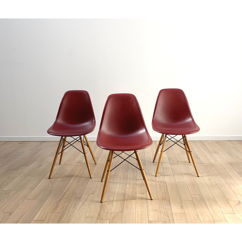 Cadeira Vintage Dsw de Charles e Ray Eames para Vitra