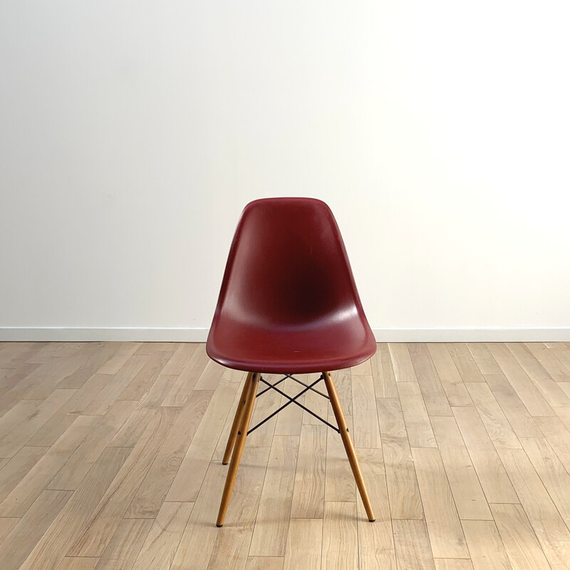 Cadeira Vintage Dsw de Charles e Ray Eames para Vitra