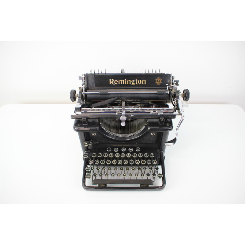 Alte Schreibmaschine von Remington, Tschechoslowakei 1935