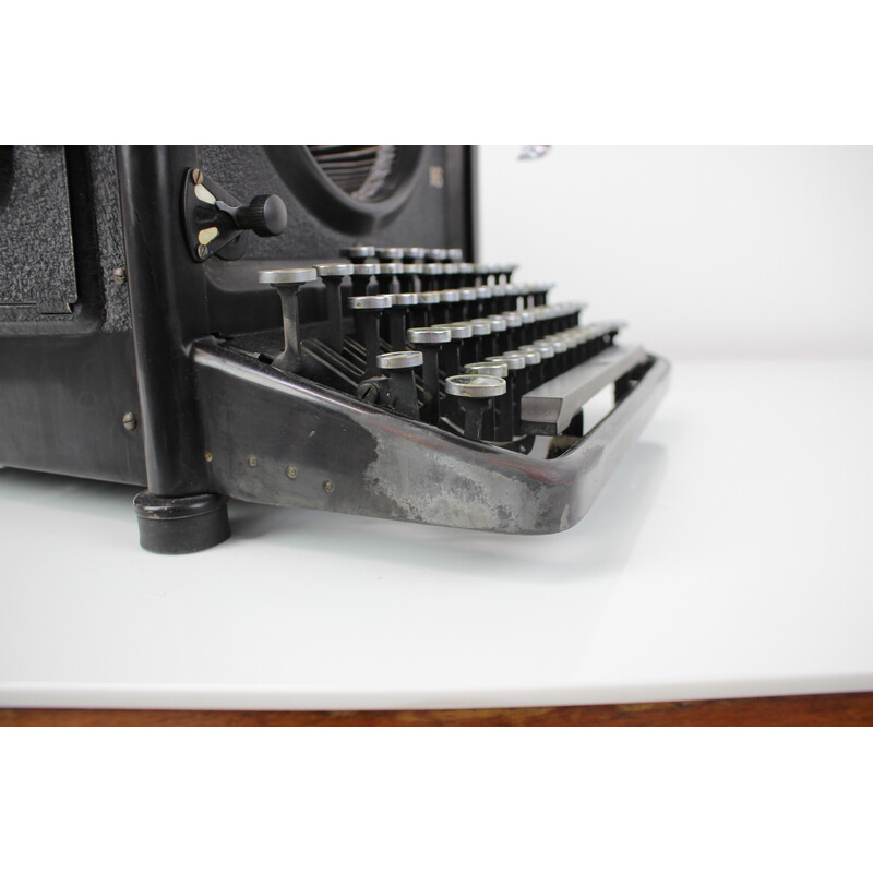 Máquina de escribir vintage de Remington, Checoslovaquia 1935