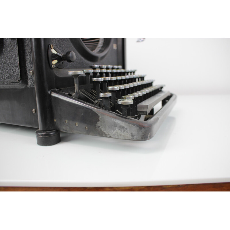 Vintage typemachine van Remington, Tsjechoslowakije 1935