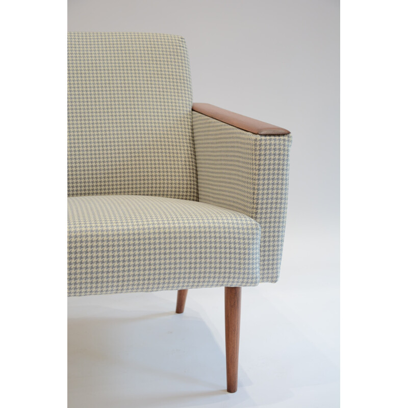 Armchair with square foot and springs - 1960s