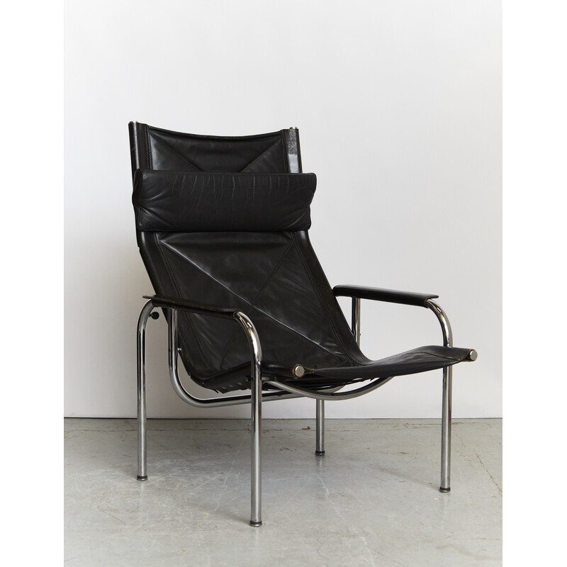 He1106 vintage armchair in chrome steel and leather by Hans Eichenberger for Strässle
