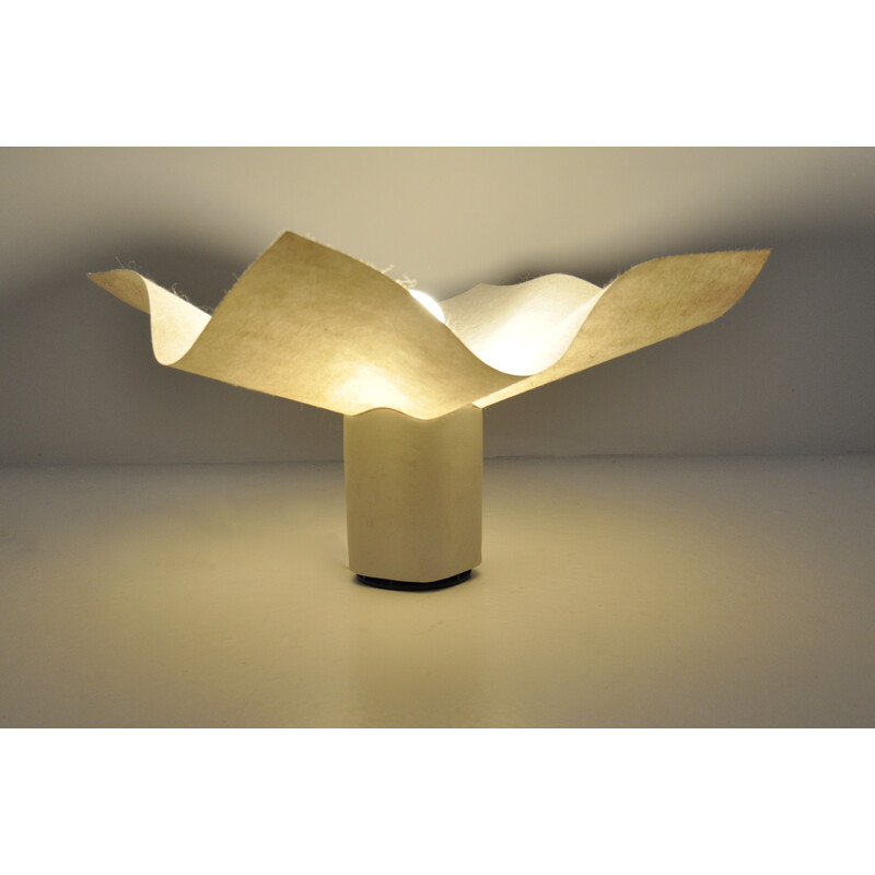 Vintage table lamp "Area" by Mario Bellini for Artemide, 1970s