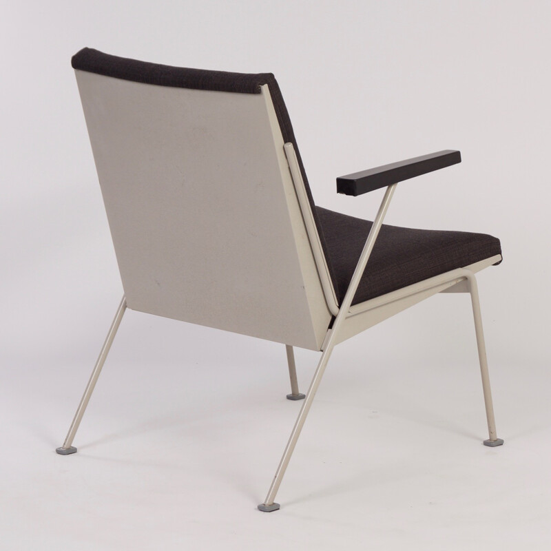 Paire de fauteuils en métal et tissu gris Wim Rietveld - 1950