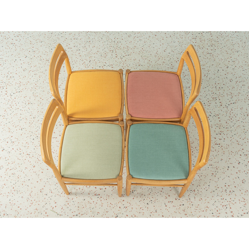 Set of 4 vintage oakwood chairs by H.W. Klein for Bramin, Denmark 1960s