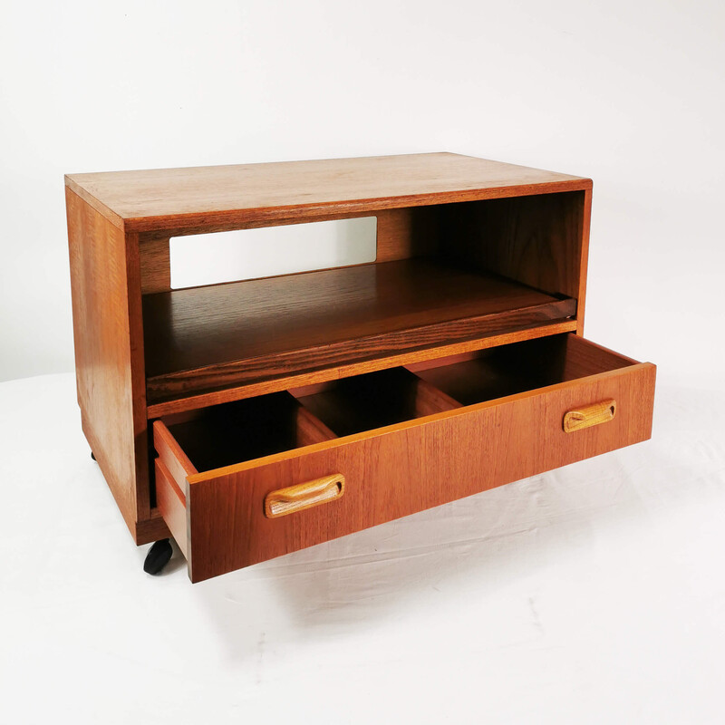 Gabinete Vintage teak TV por V. Wilkins para Gplan, Inglaterra Anos 60