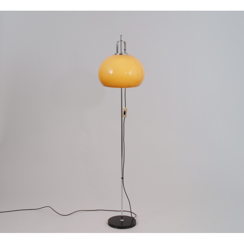 MEBLO Yellow floor lamp in glass and chromium - 1970s